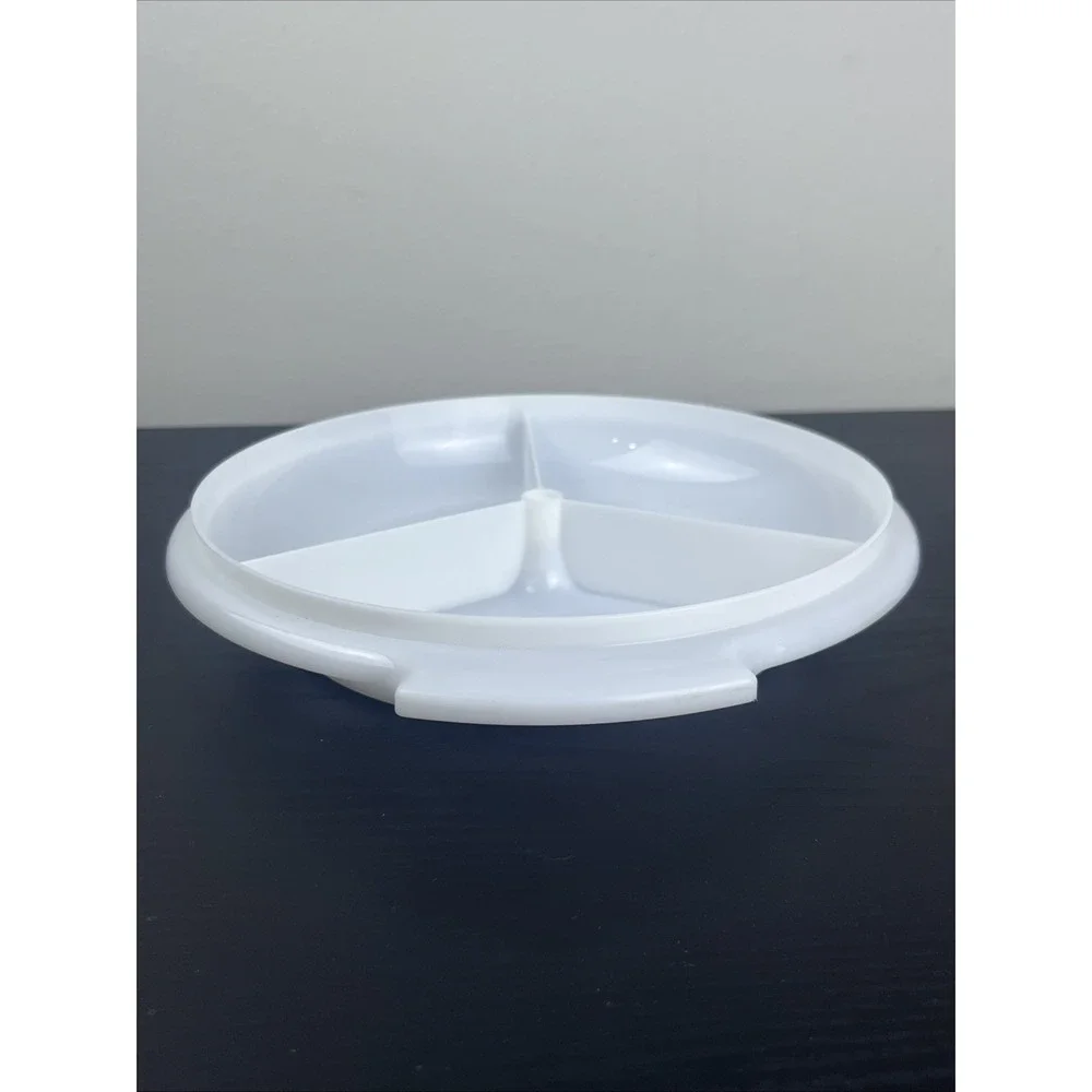 Vintage Tupperware 608-18‎ White Storage Container Kitchen Plastic